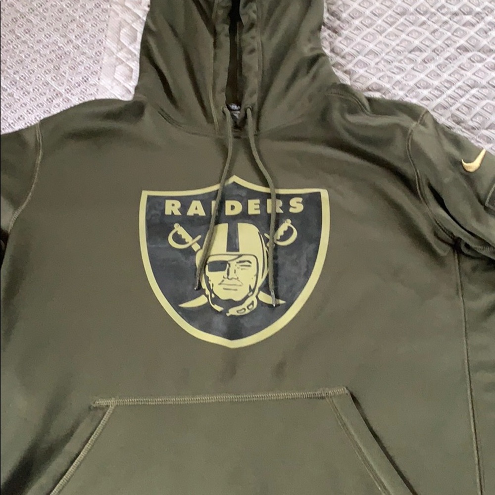 Nike Raiders hoodie (salute to service)